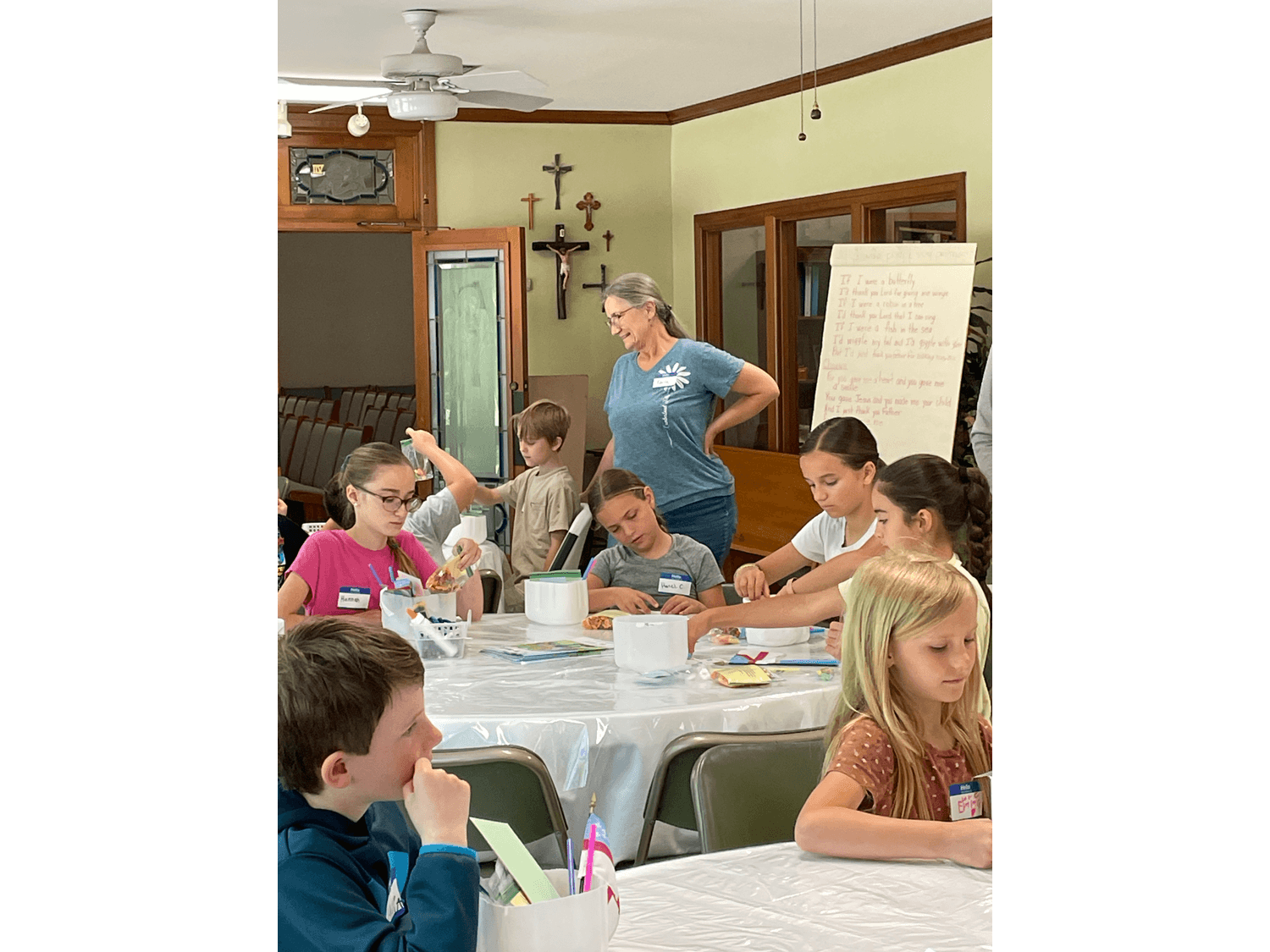 children making crafts
